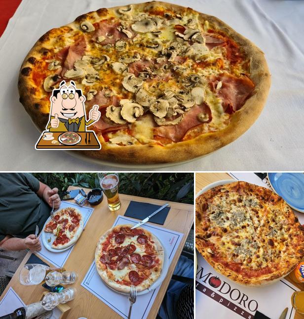 Scegli una pizza a Restoran Pomodoro