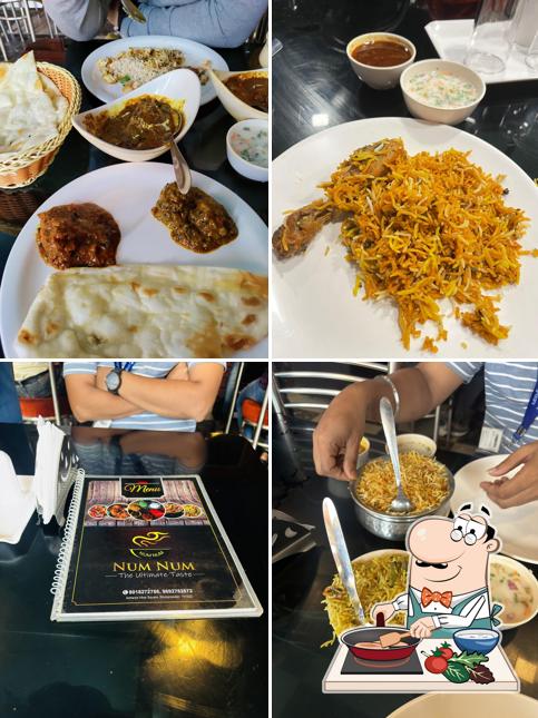 Chicken curry at NUM NUM-THE ULTIMATE TASTE' (Acharya vihar)