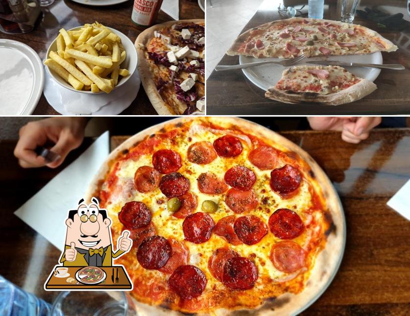 Ordina tra le svariate varianti di pizza