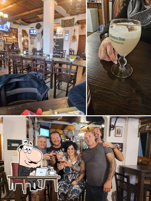 Gli interni di Charly Pub