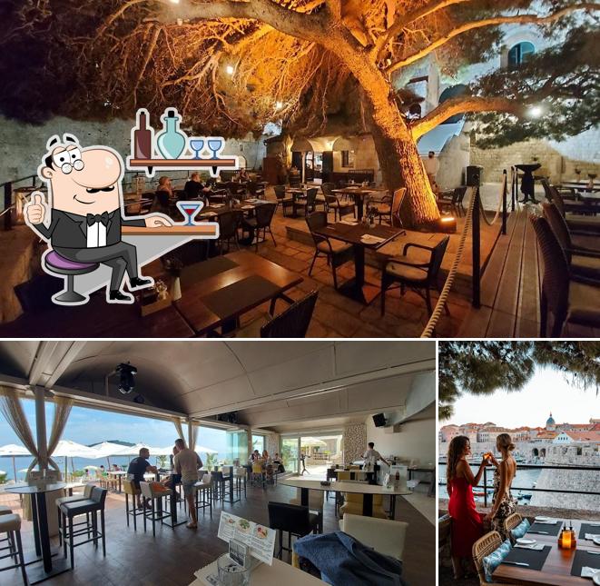 Dai un'occhiata agli interni di Bistro Revelin