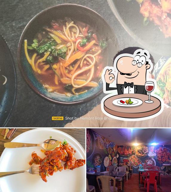 This is the picture depicting food and interior at Swami Samartha Chinese center