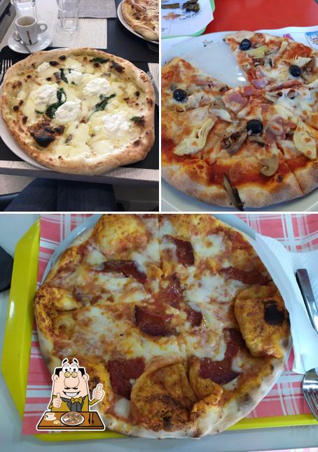 A Roadhouse Restaurant Roma Termini, puoi assaggiare una bella pizza