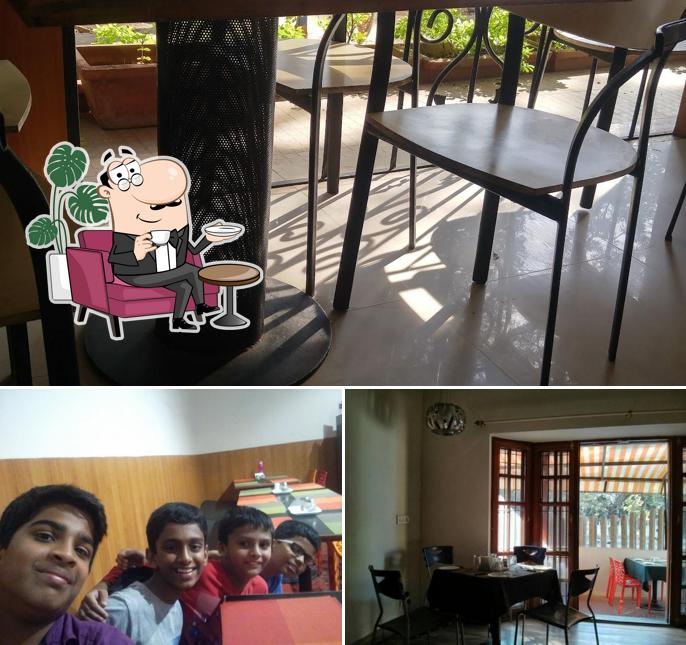 Check out how Pizza Stop looks inside