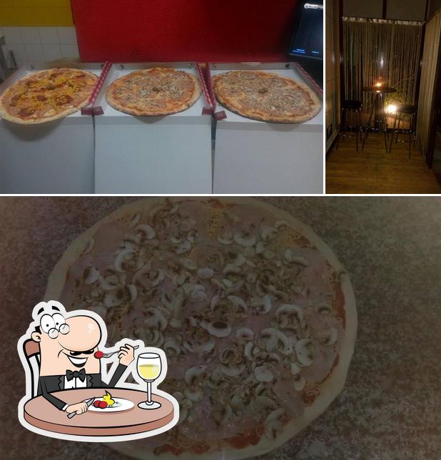 La foto di cibo e interni da Pizza Marieta