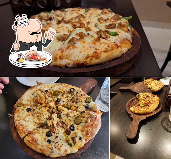 Try out pizza at Ovenfresh