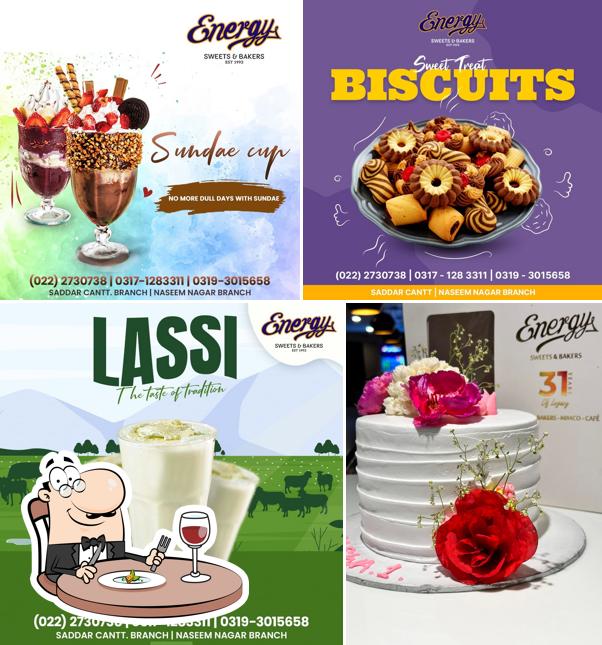 Chocolate mousse at Saravana Sweets And Bakers