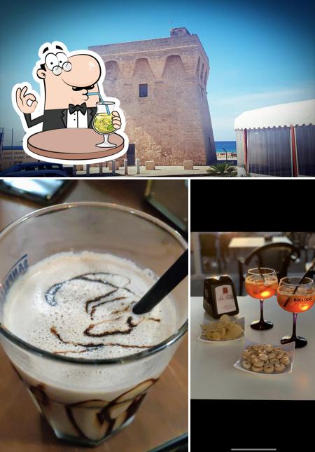 Tra le varie cose da Bar La Torre...sfilatineria si possono trovare la bevanda e esterno