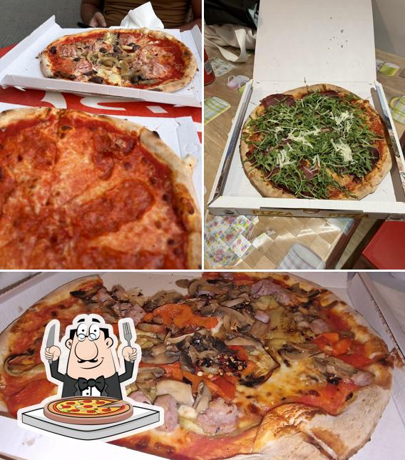 Prenditi una pizza a Pizzeria Metropoli sas