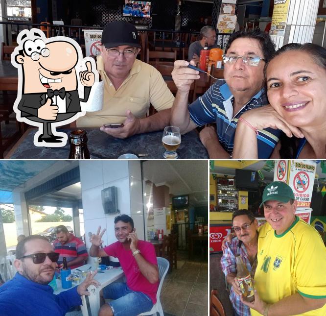 Here's a picture of Dedé do Frango