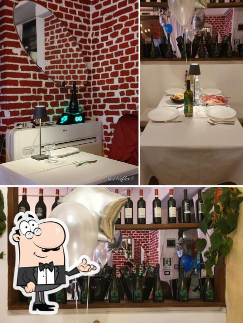 Gli interni di Ti Amo Cocktail & Crudité