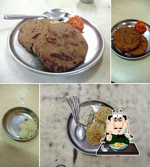 Food at Tambe Uphar Gruh