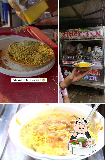 Hot and sour soup at Akshar Dal Pakvan