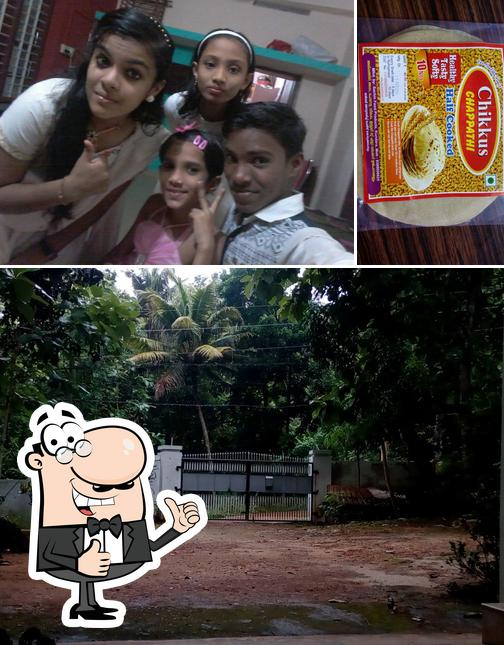 Look at this pic of Sachin Foods