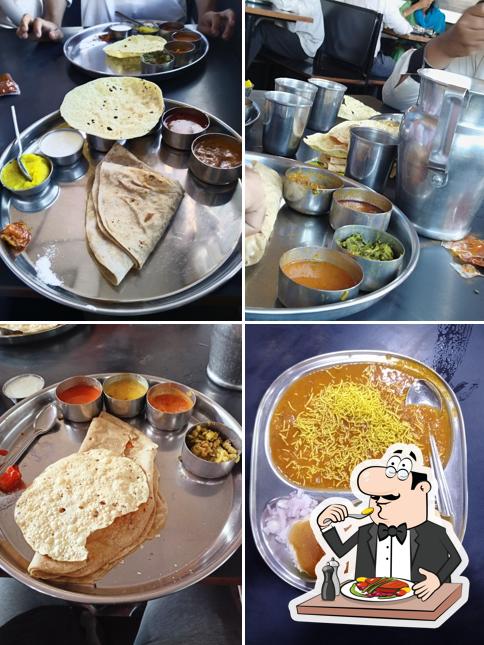 Meals at A 1 KUNDA Hanamshet & Sagar Hotel