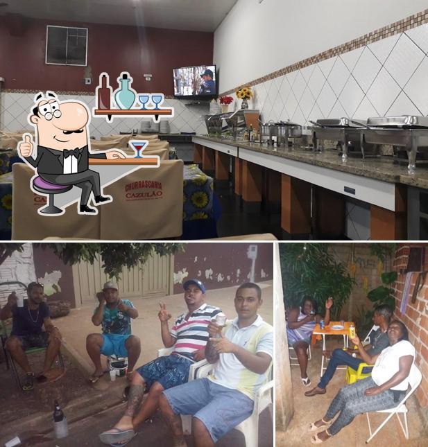 O interior do Churrascaria Cazulão