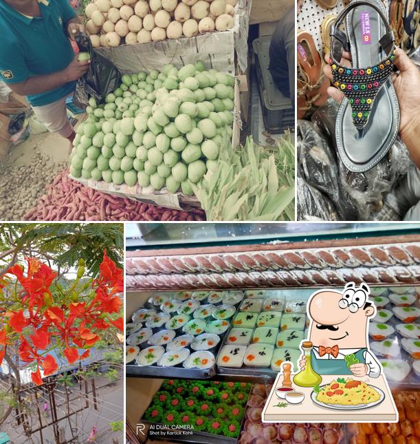 Food at Kankinara Bazar