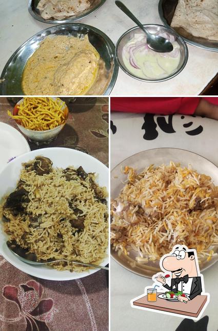 Food at Naaz-e-Kareem Restaurant