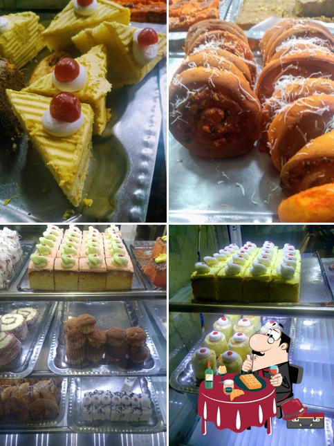 Italian Bakery serves a number of sweet dishes