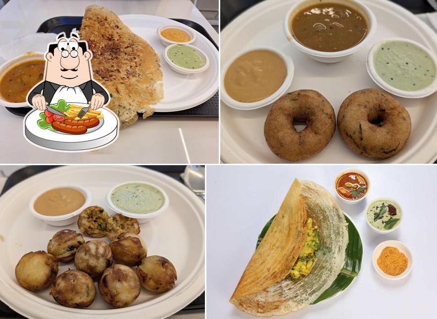 Food at Super Mani (Thakur Village)