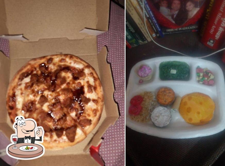 Meals at New york pizzeria