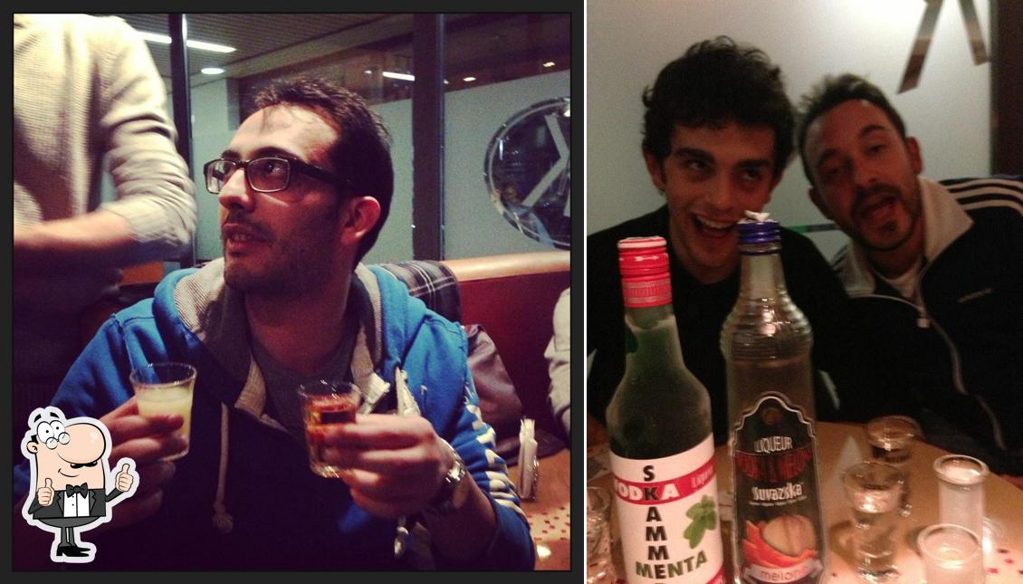 Vedi la foto di Alekos Cafè