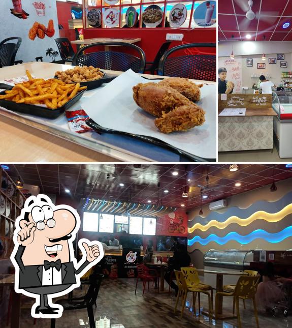 The interior of Al-baik.com