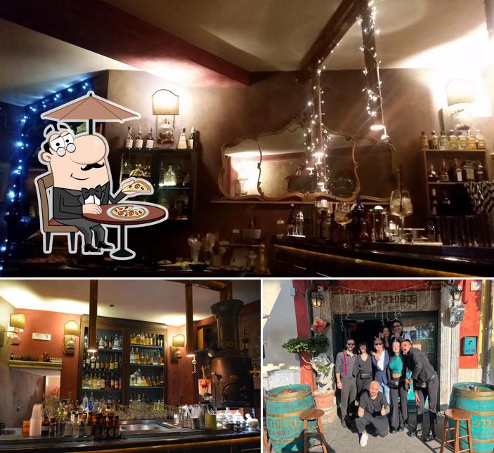 Gli esterni di Apotheke Farmacia Alcolica