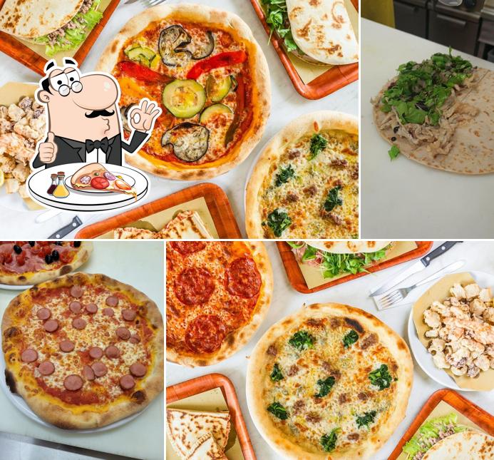 A Casa Dogana piadineria piadina pizzeria, puoi assaggiare una bella pizza