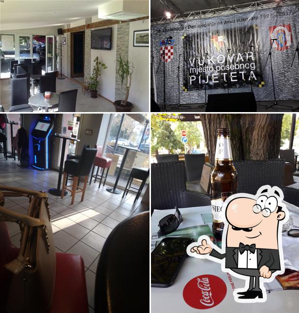 Gli interni di Caffe bar Hag