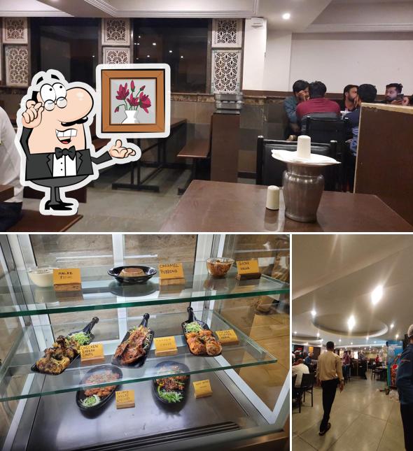 The interior of Niyaaz Restaurant, Main Branch