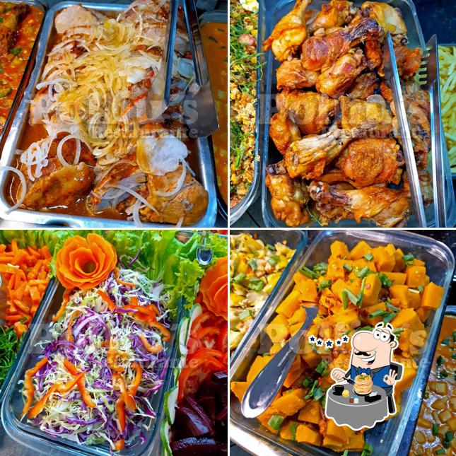 Comida em Polliu's Restaurante - Canaã