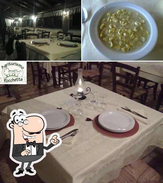 La interni e cibo del ristorante