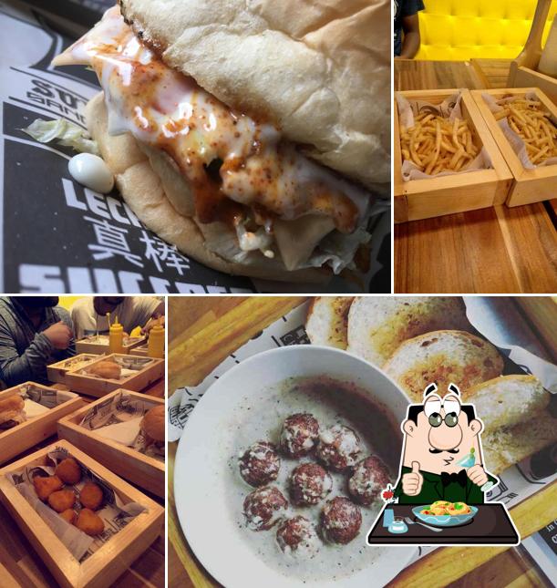 Meals at Cheesy Juicy Burger