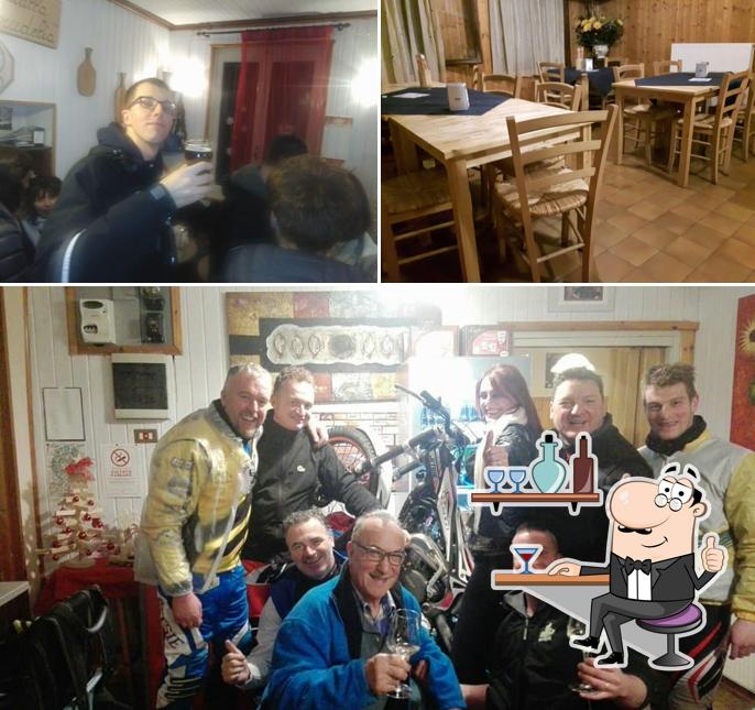 Gli interni di Dalla Crudelia bar e bruschetteria