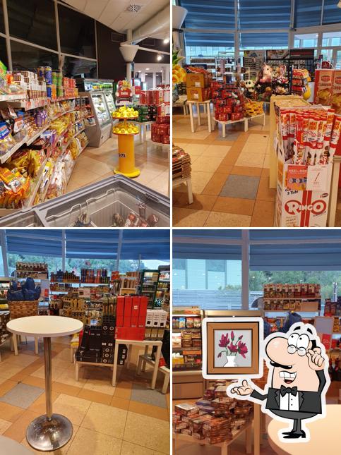 Dai un'occhiata agli interni di Autogrill Piani d'Invrea Sud
