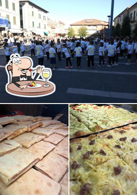 La immagine di cibo e esterno da Lo Snoopy Pizza Al Taglio Di Pagliardini Ubaldo