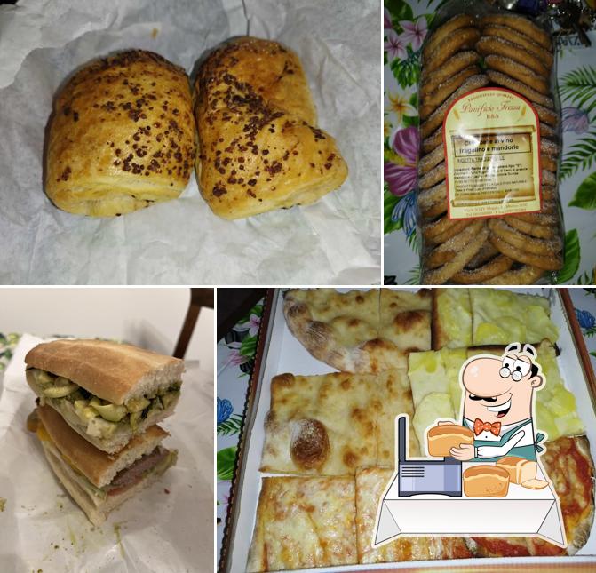 Pane all'aglio al Panificio Frezza R & A