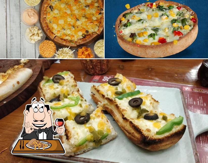 Get different types of pizza