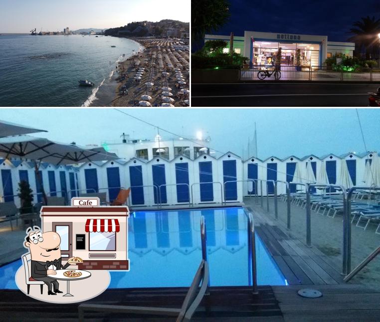 Goditi la vista dagli esterni di Bagni Nettuno Ristorante Pizzeria