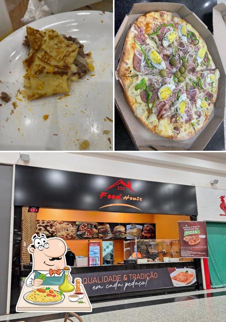 Comida em Pizzaria Food House