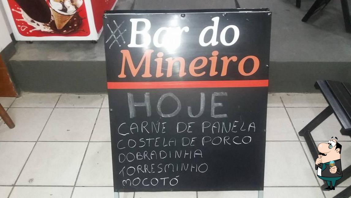 Look at the photo of Bar do Mineiro