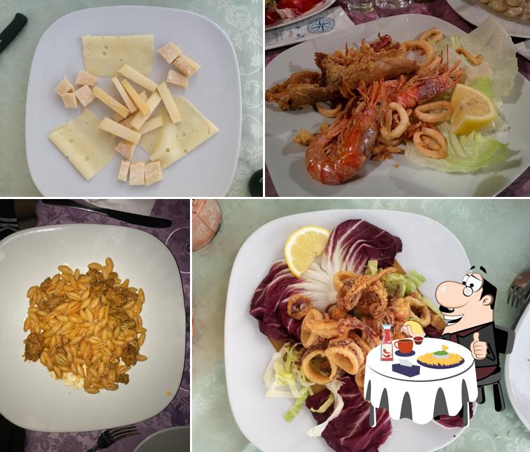 Piatto di formaggi al Cafè del Porto