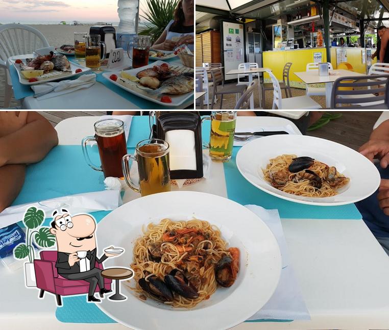 Siediti a un tavolo di Chiosco da Lorenzo