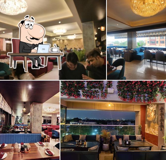 Check out how THE SPICE STORY Best Vegetarian Family Restuarant In Ratanada Rooftop Bar & Cafe In Jodhpur looks inside