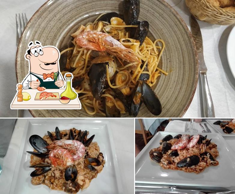 Prova la cucina di mare a Ristorante Il Campanile con pizza srl