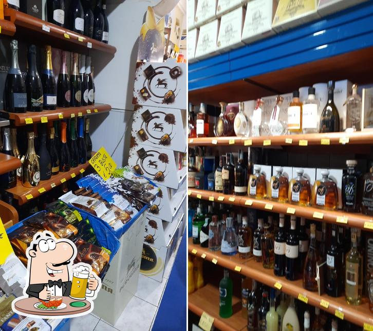 Puoi goderti un rinfrescante bicchiere di birra chiara o scura