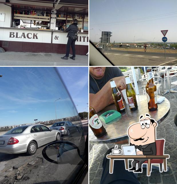 Chiosco Black and White One