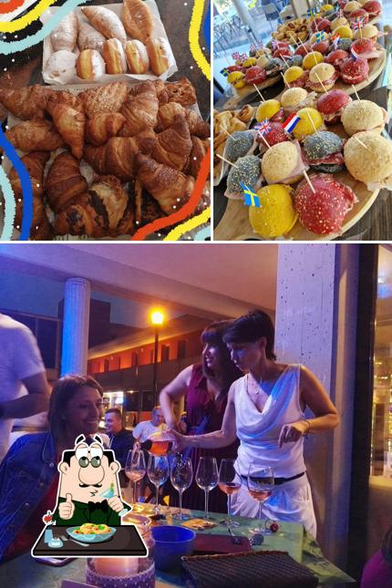 La cibo e bancone da bar del ristorante