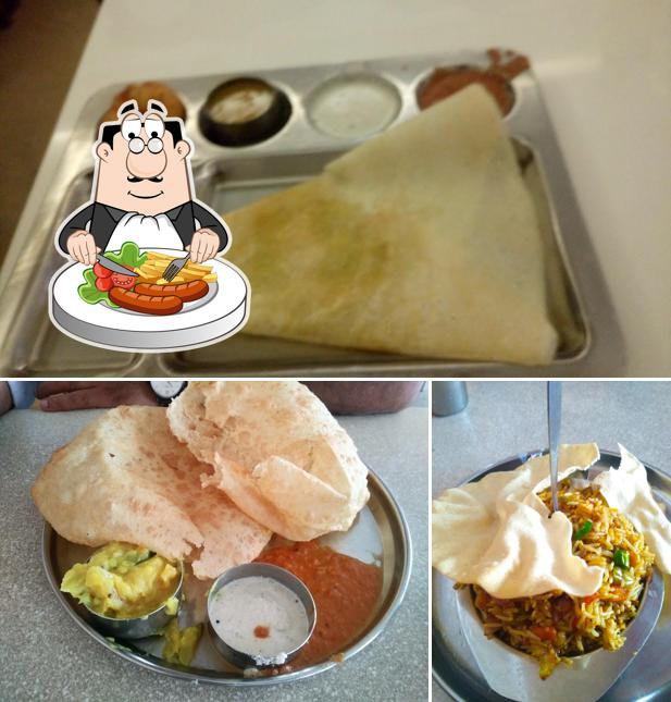 Food at Hotel New Aryas(Pure Veg)